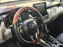 تۆیۆتا کۆرۆلا کرۆس